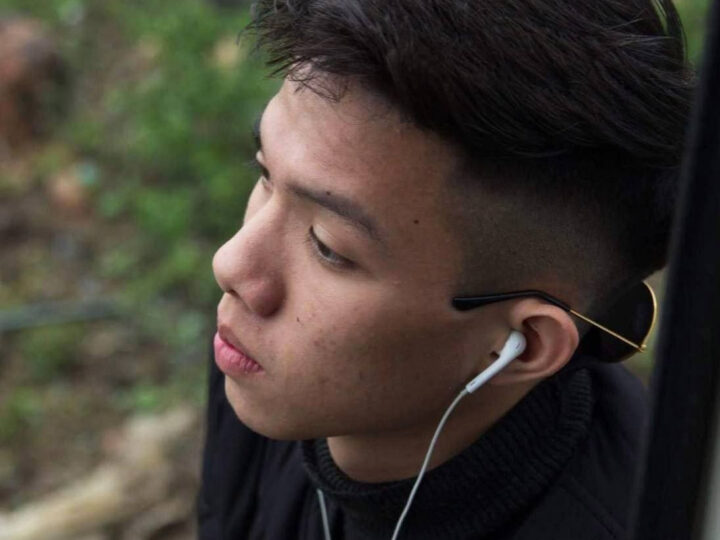 Ảnh 2 của Hà Quỳnh Trang cô bé quàng khăn có cặp vú siêu phẩm lộ clip sex với bạn trai (Full Clip + Pic)